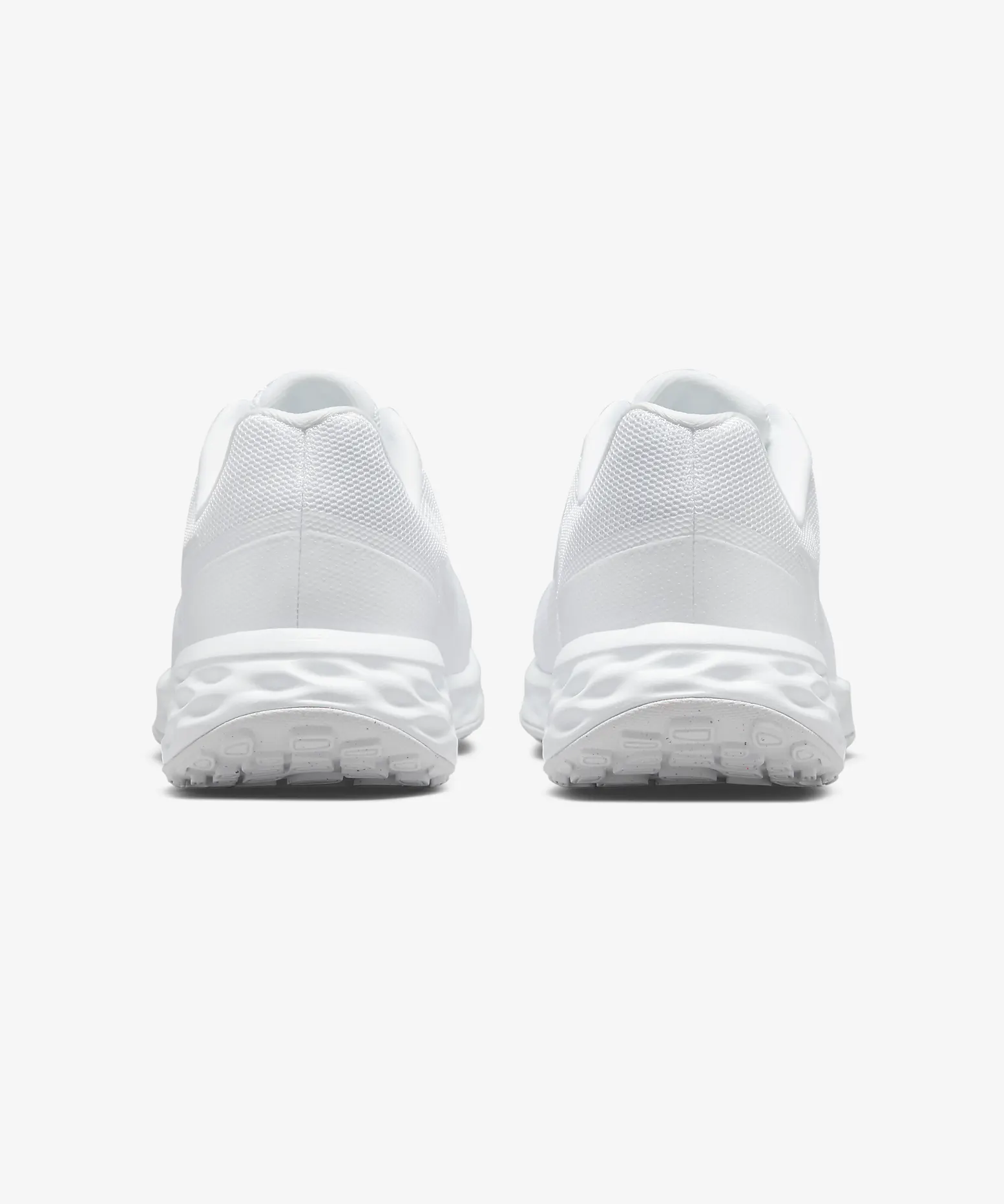 Nike Revolution 6