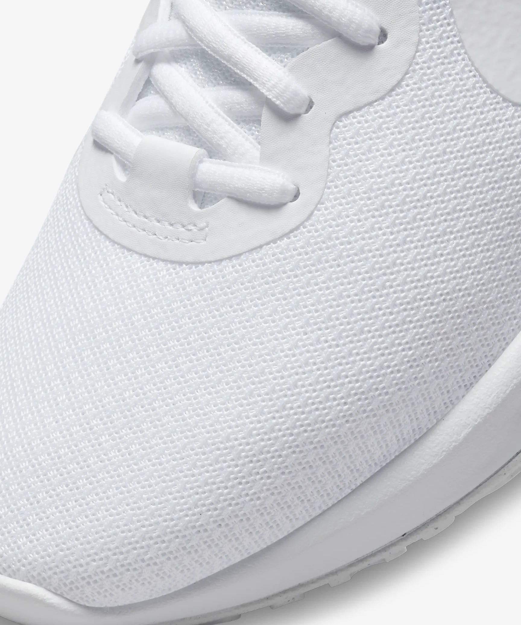 Nike Revolution 6